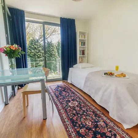 Luxury Garden House Ferienhaus